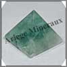 FLUORITE Verte - PYRAMIDE - 43x43x39 mm - 85 grammes - C025 Chine